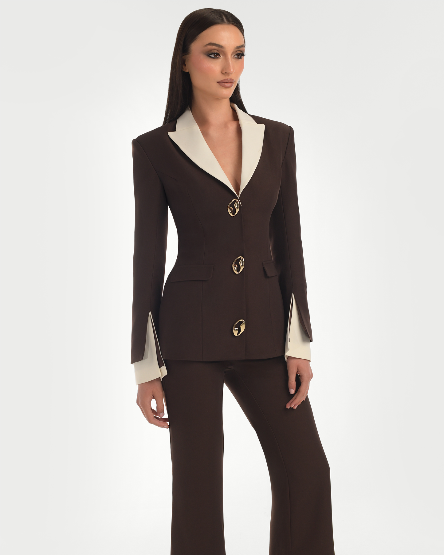 Bella’s Sculpted Contrast Tailored Blazer